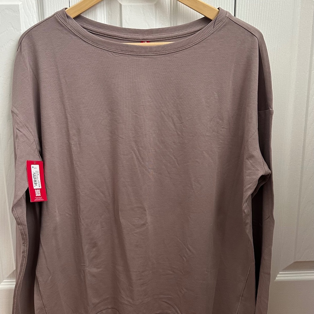 Spanx Outpace Top - Color: Coastal Fog / NWT